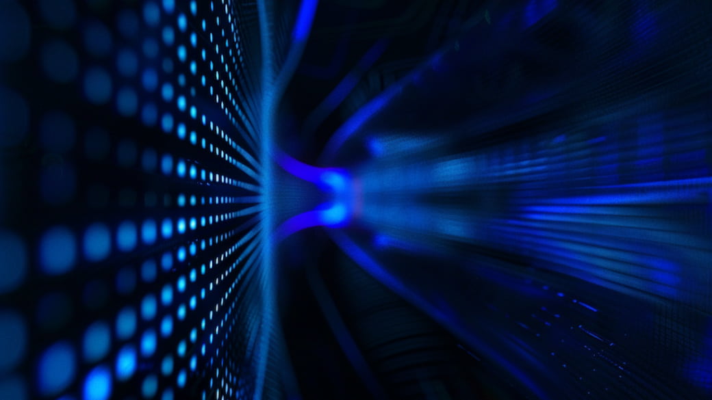 Abstrakter Neon-Lichttunnel mit blauen Linien